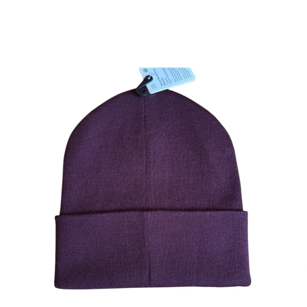 NWT Lululemon Warm Revelation Beanie L/XL Maroon